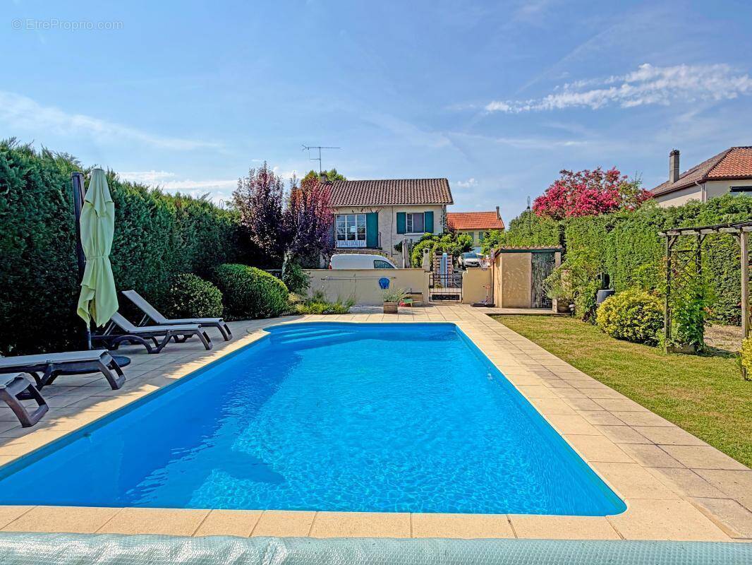 Maison à TREMOLAT