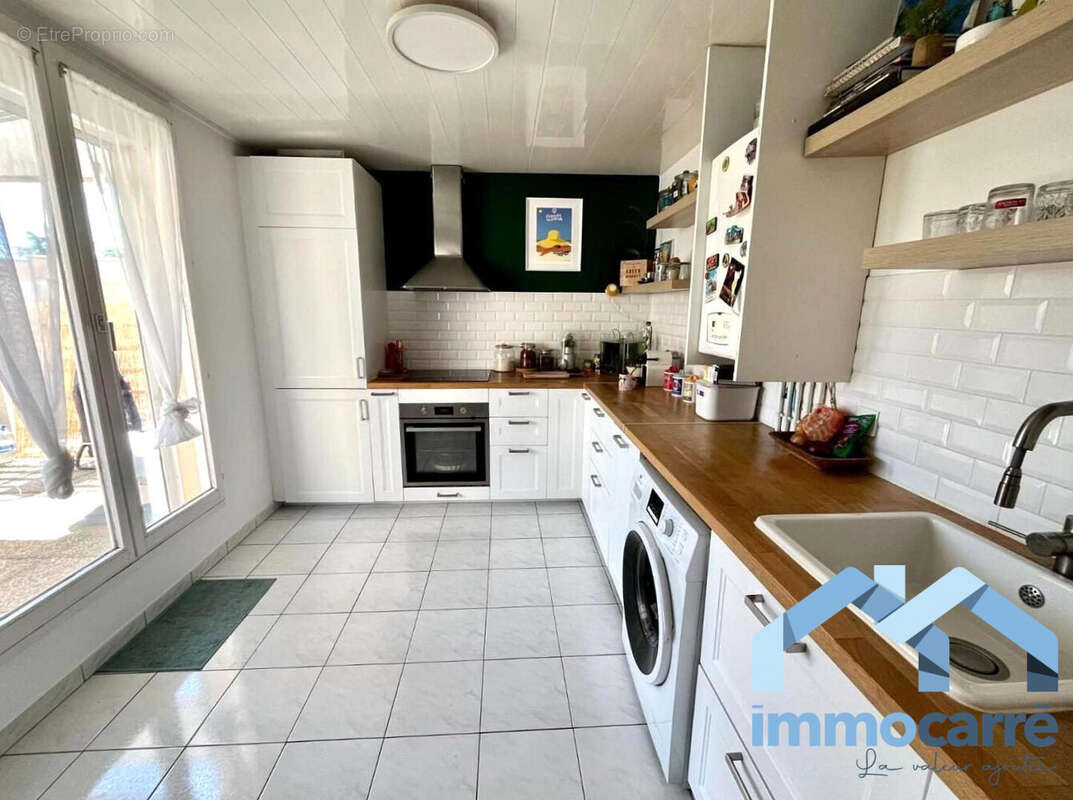 Appartement à LOGNES