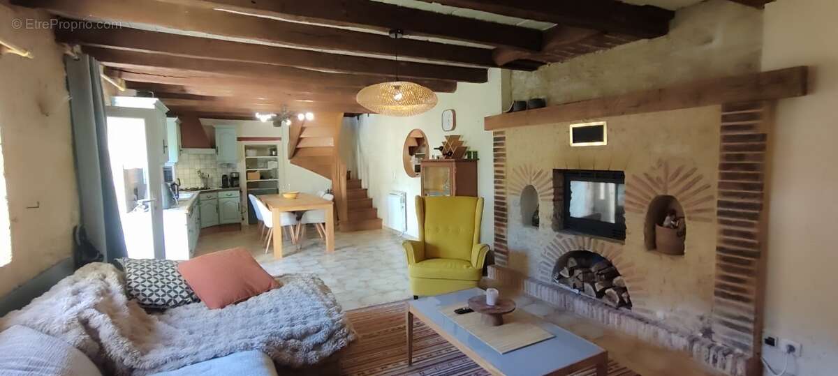 Maison 95 m² à Le Buisson-De-Cadouin  - photo 3