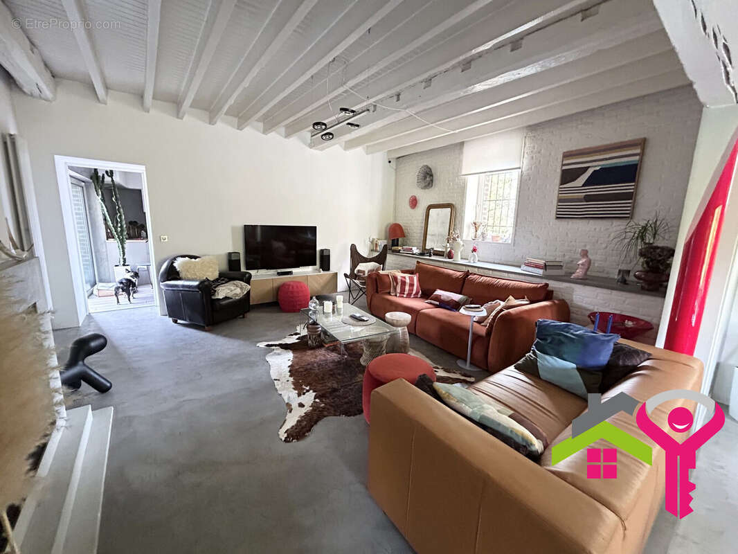 Maison à DOUCHY-LES-MINES