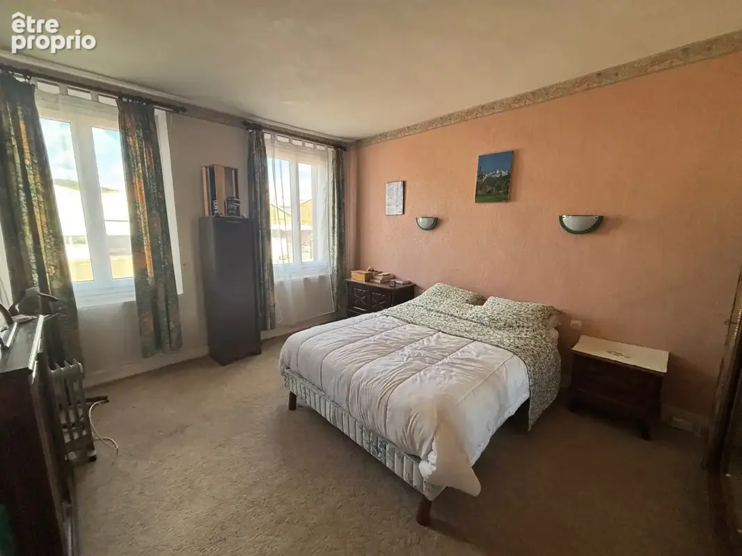 Maison de ville avec cour et garage - photo 5