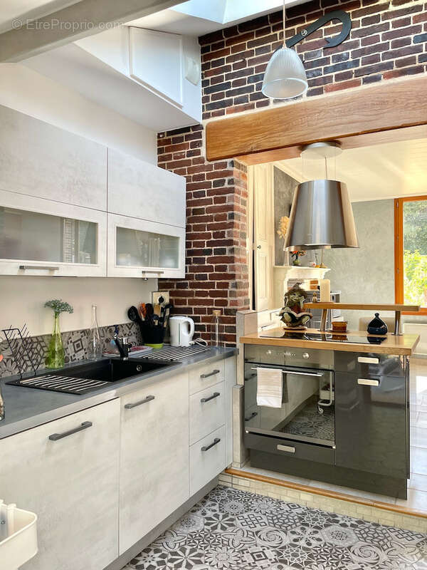 Maison 6 pièces et dépendance - photo 8