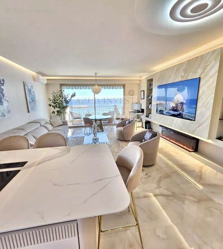 Appartement à ROQUEBRUNE-CAP-MARTIN