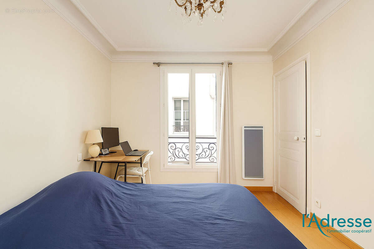 Appartement à PARIS-11E
