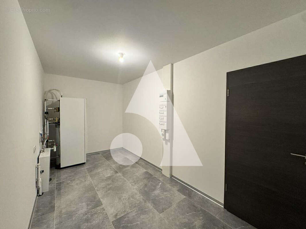 Maison à NEUFCHATEAU