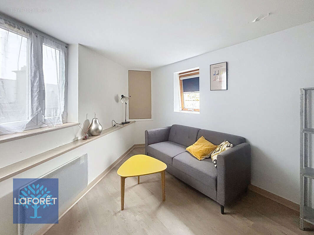 Appartement à FOUGERES