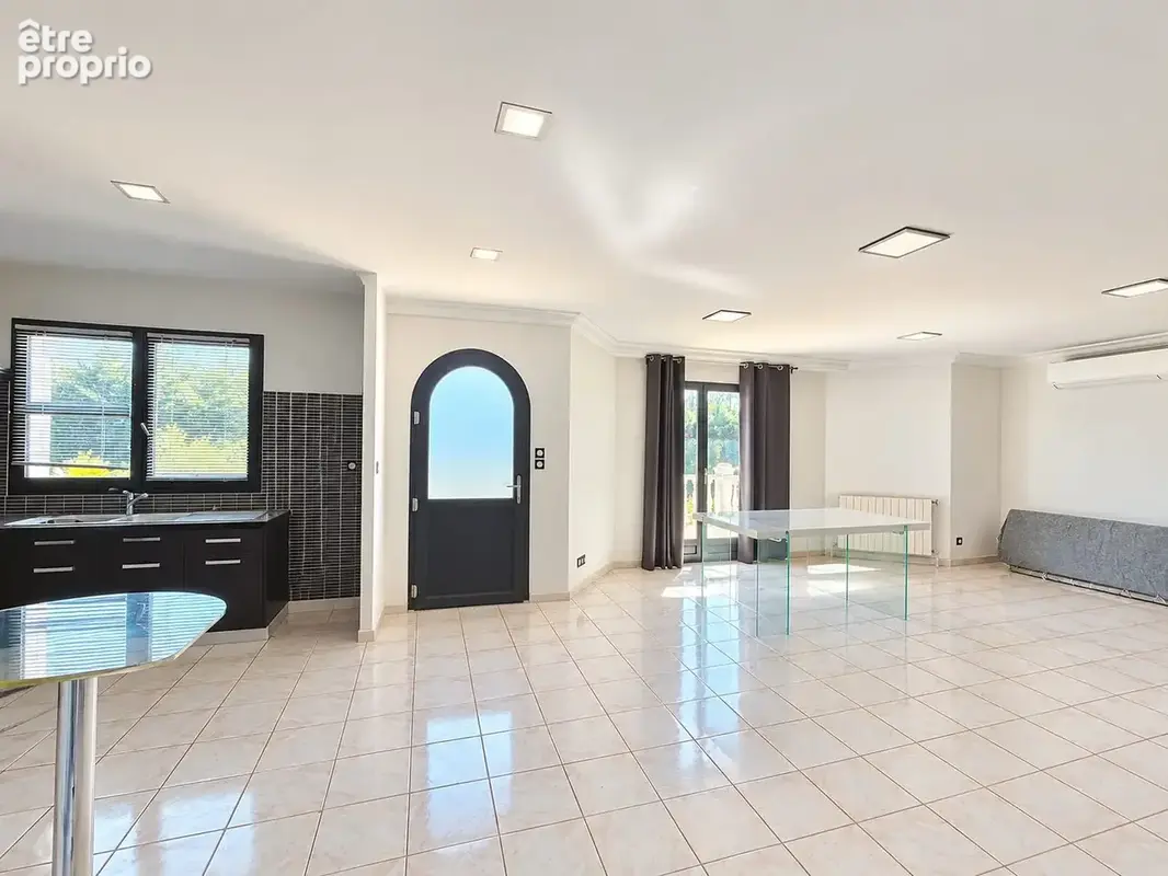 Maison 5 pièces 105 m² à vendre à Saint-Romain-De-Jalionas (38460) - photo 2