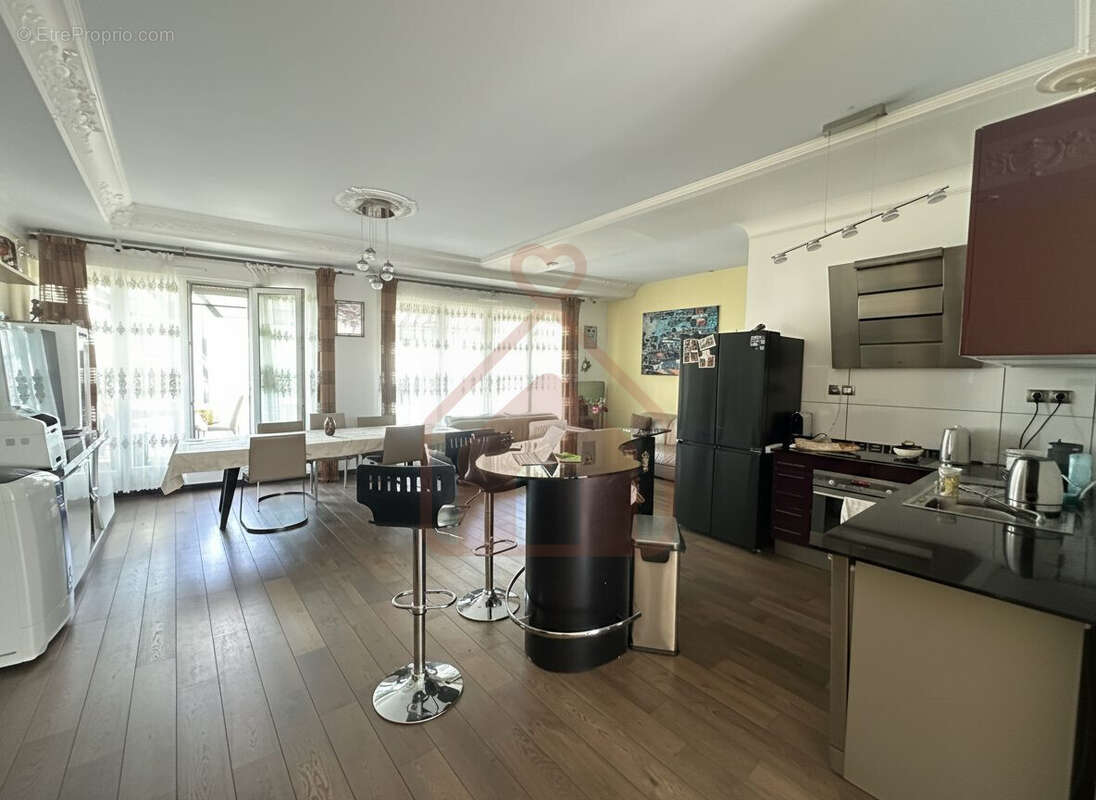 Appartement 108 m² à Villejuif  - photo 4
