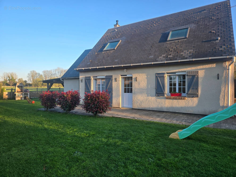 Maison à MOYAUX