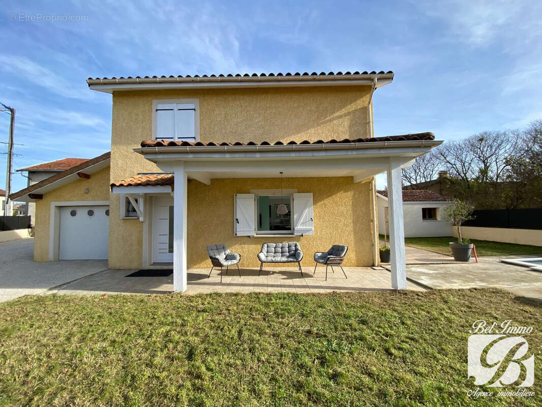 Maison à DAGNEUX