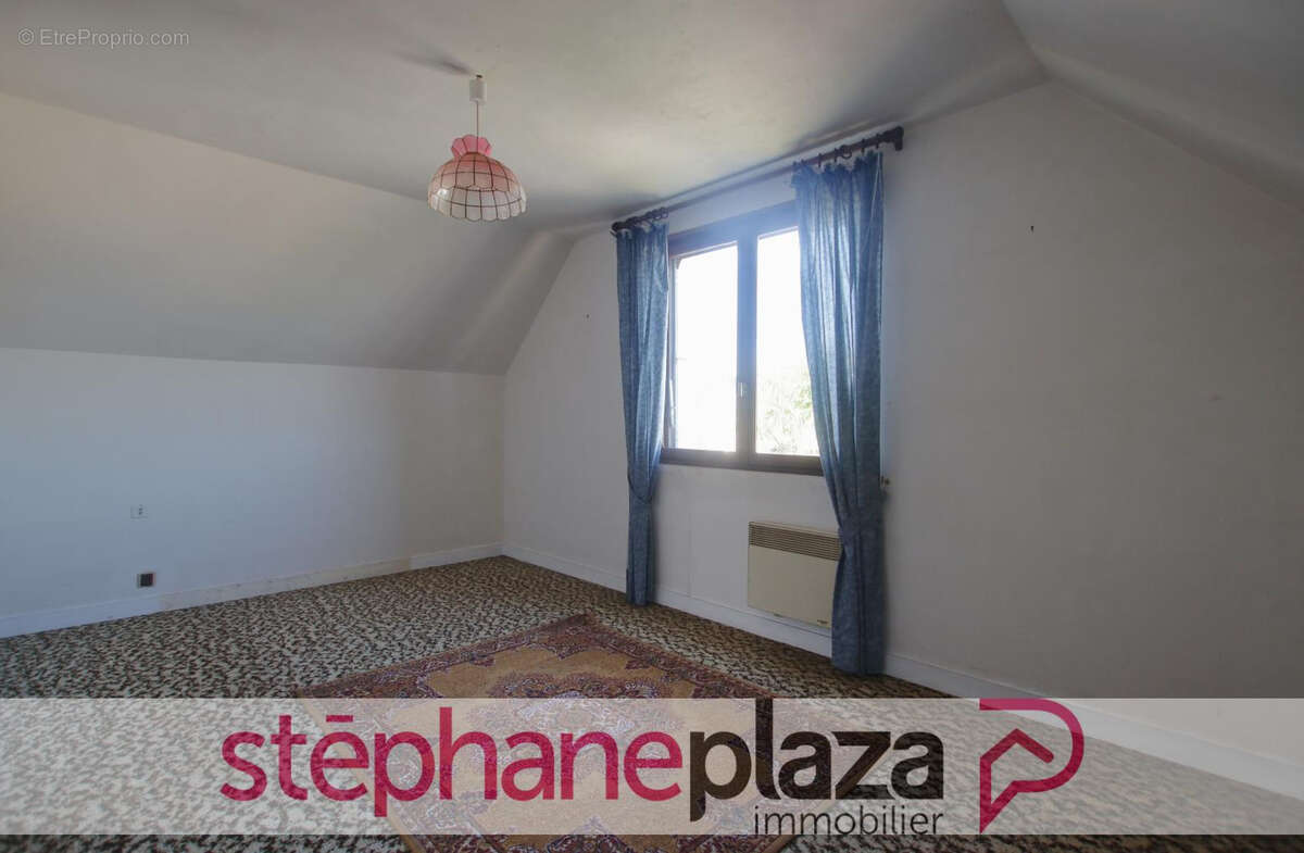 Maison à LOUVIGNE-DE-BAIS