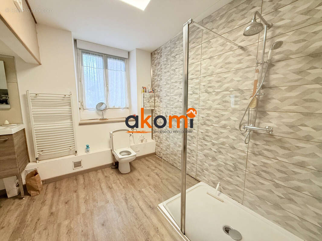 Maison à DOMEVRE-SUR-VEZOUZE