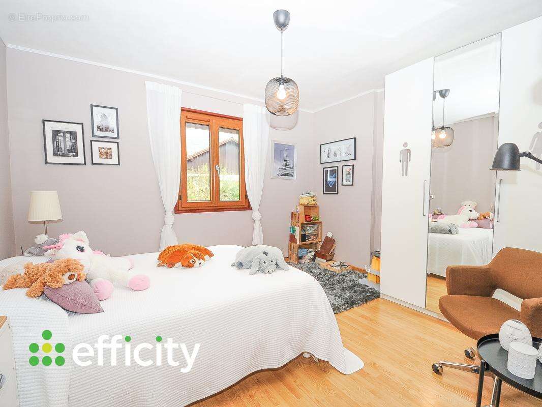 Maison à MACHILLY