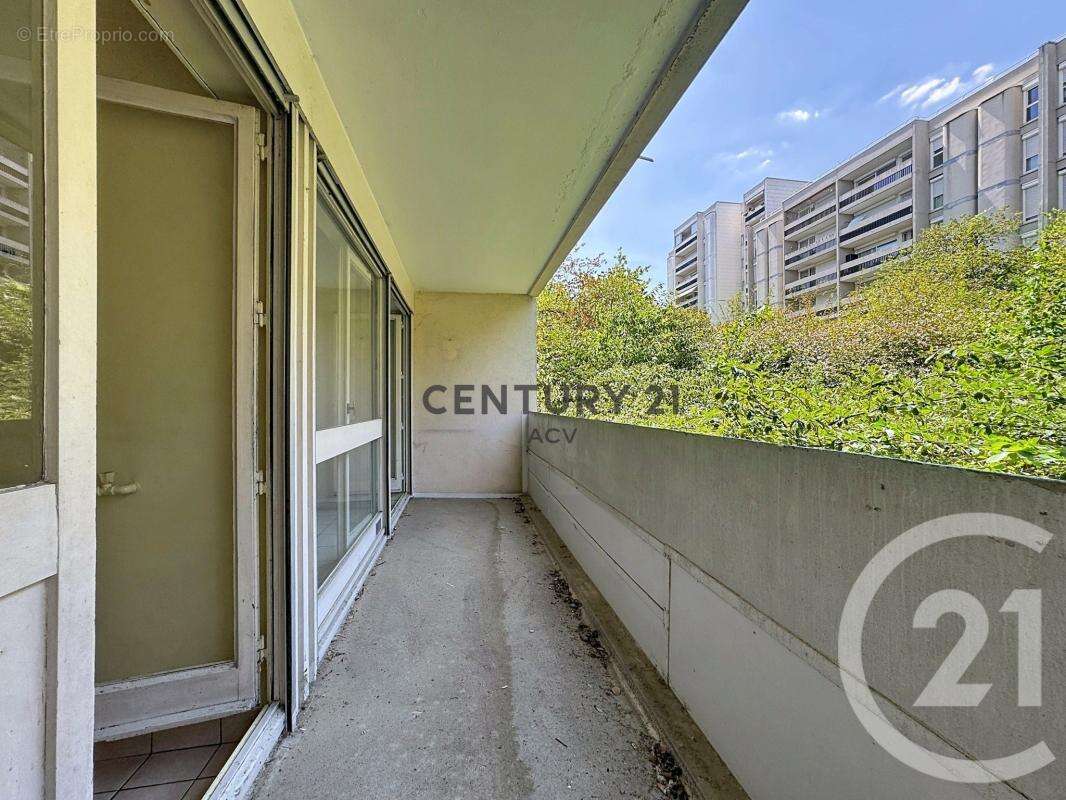 Appartement à MAISONS-ALFORT