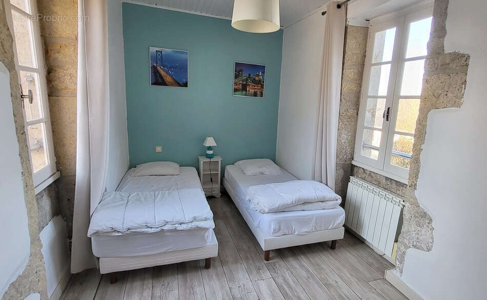 Maison à MONTFAUCON