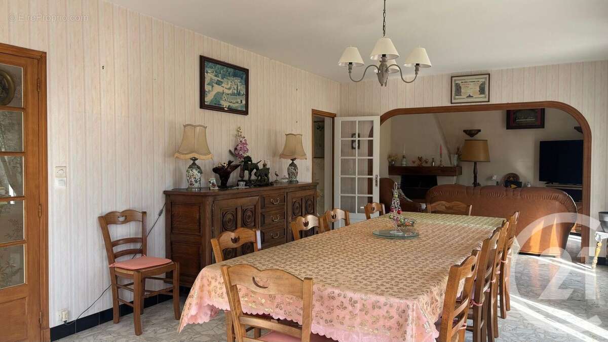 Maison 131 m² à Sorel-Moussel  - photo 2