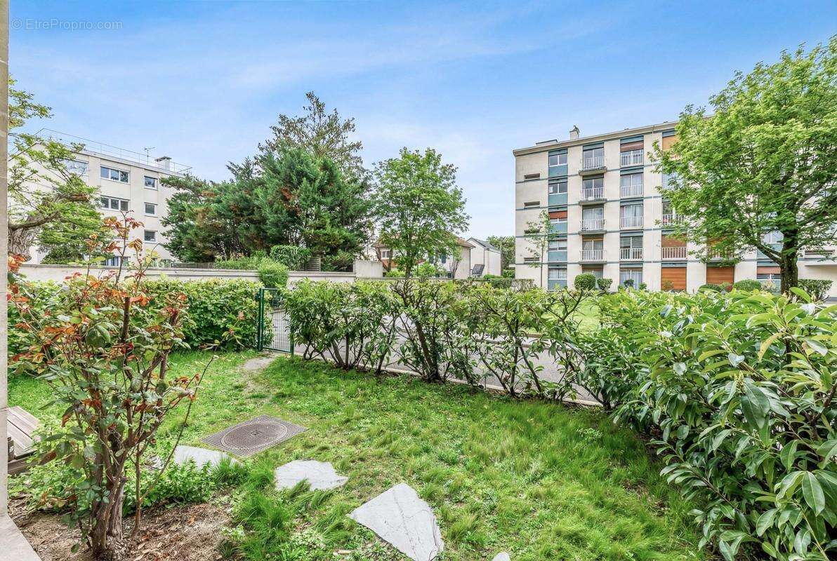 Appartement À Vendre avec jardin - photo 17