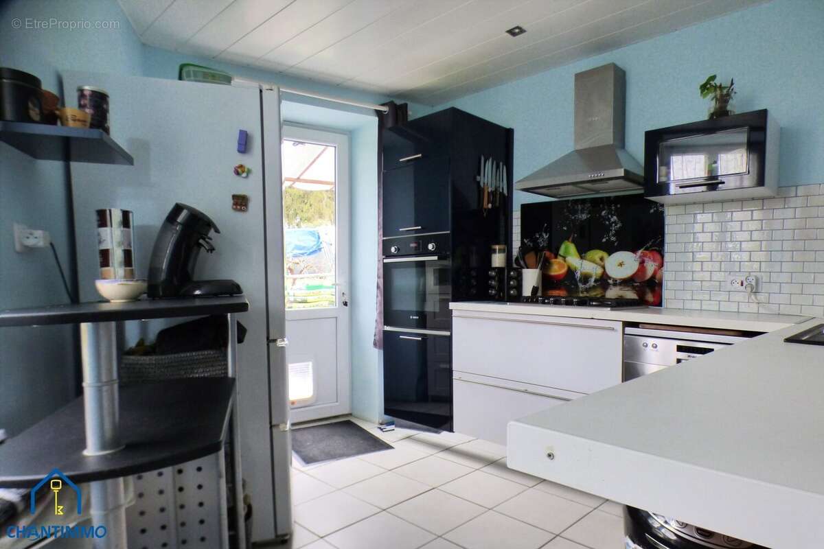 Maison à LA CAILLERE-SAINT-HILAIRE