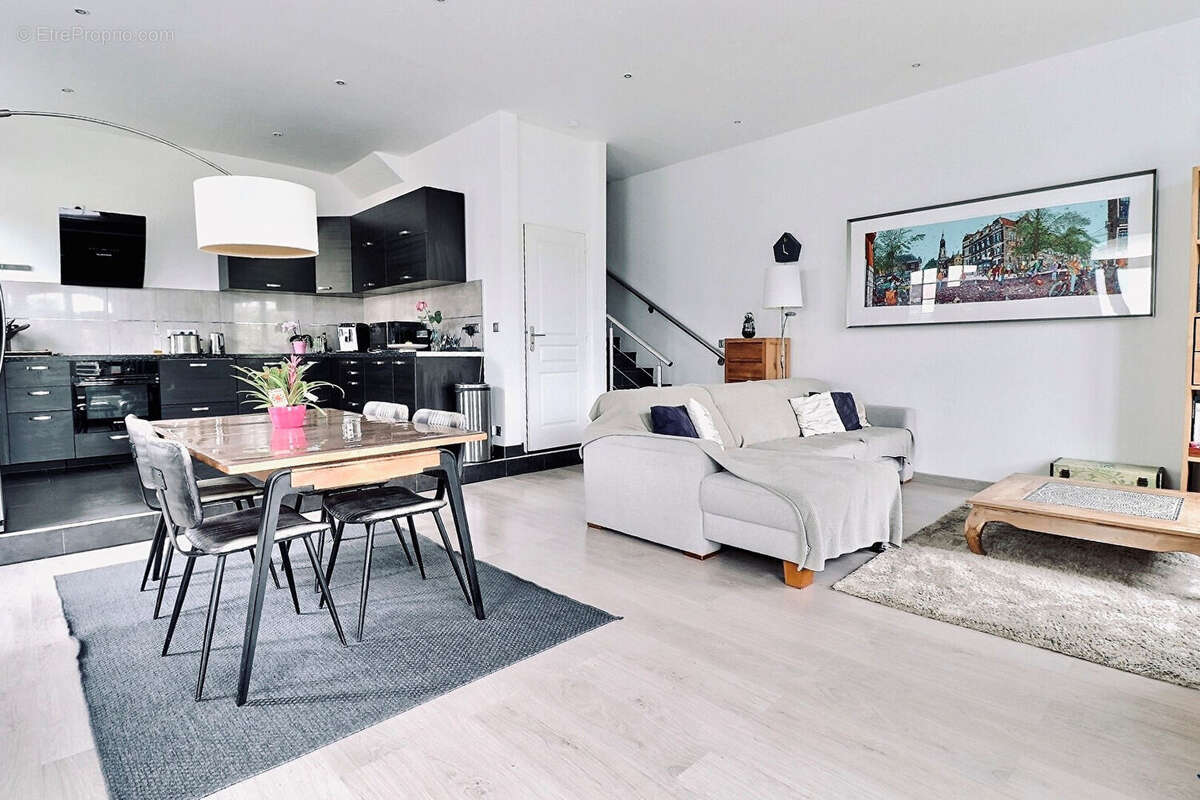 Appartement à MAREIL-MARLY