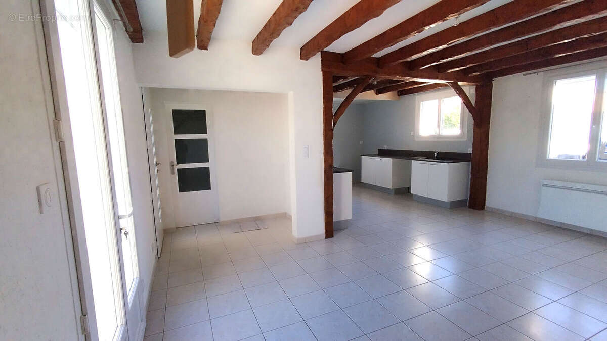 Maison à SAINTE-PAZANNE