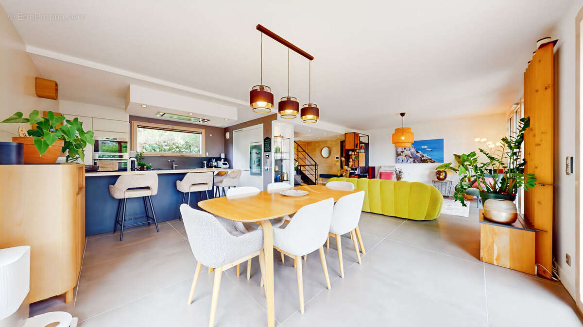 Maison à ARGONAY