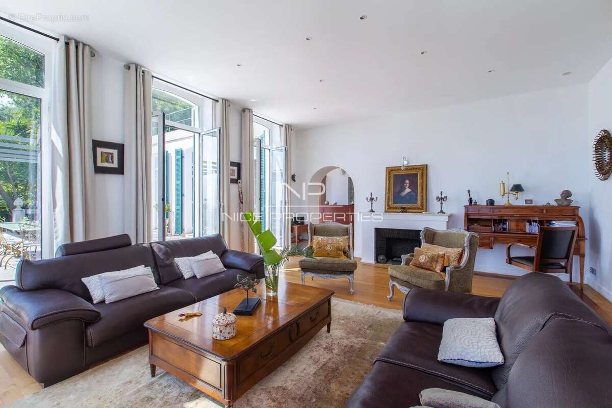 Superbe appartement -Villa style Art Déco,  terrasses, vue panoramique mer et ville - photo 4
