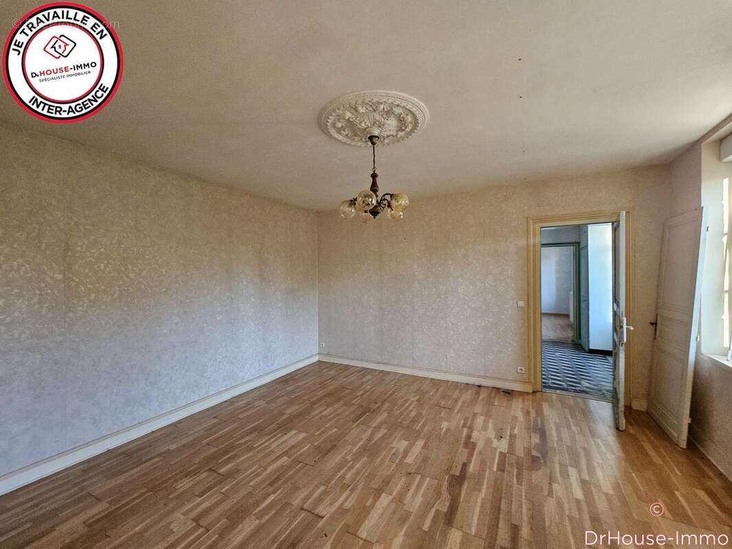 Maison 150 m² à Laruscade  - photo 8