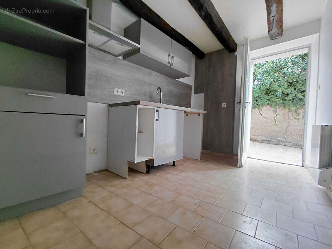 Maison à SAINT-SULPICE