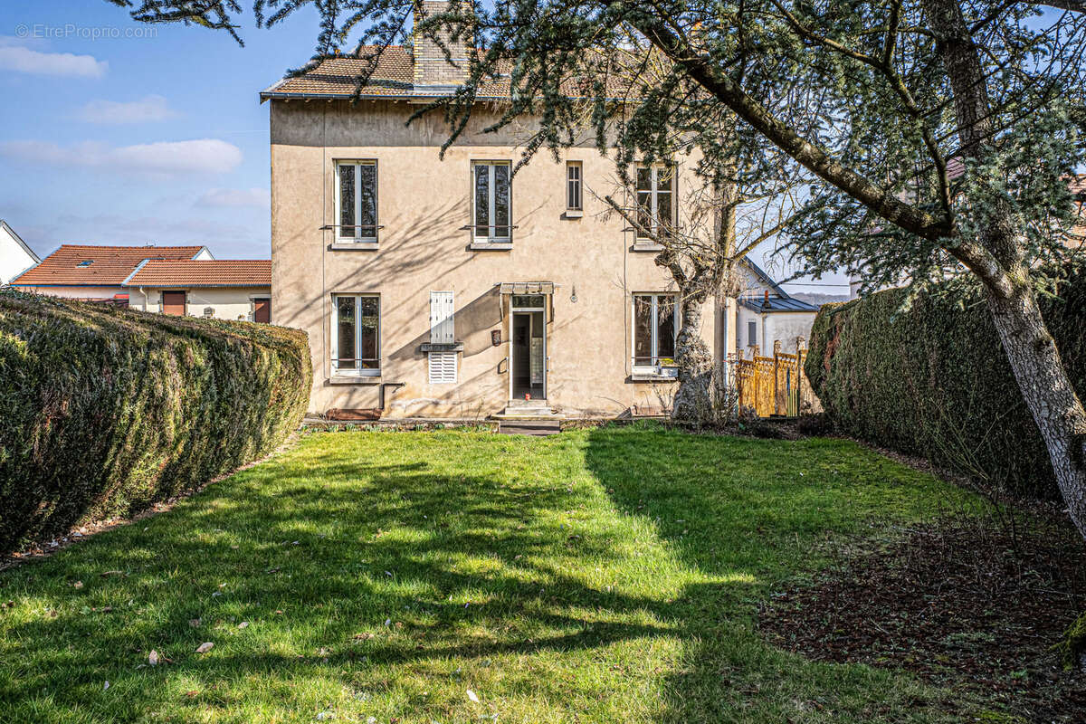 Maison à LANEUVEVILLE-DEVANT-NANCY
