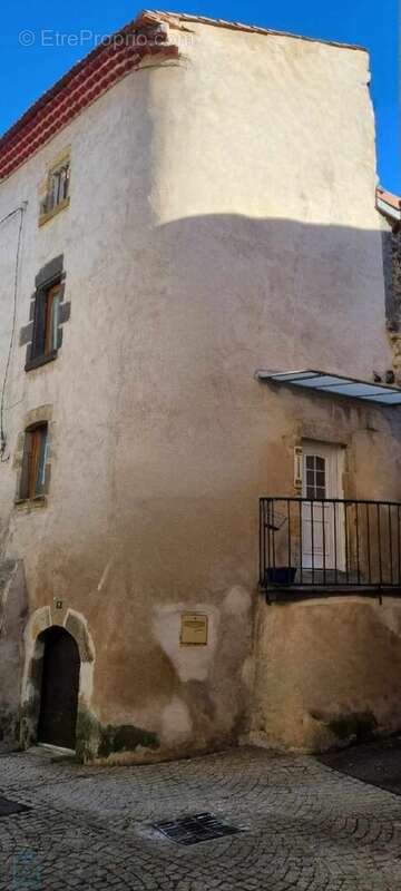 Maison à MIREFLEURS