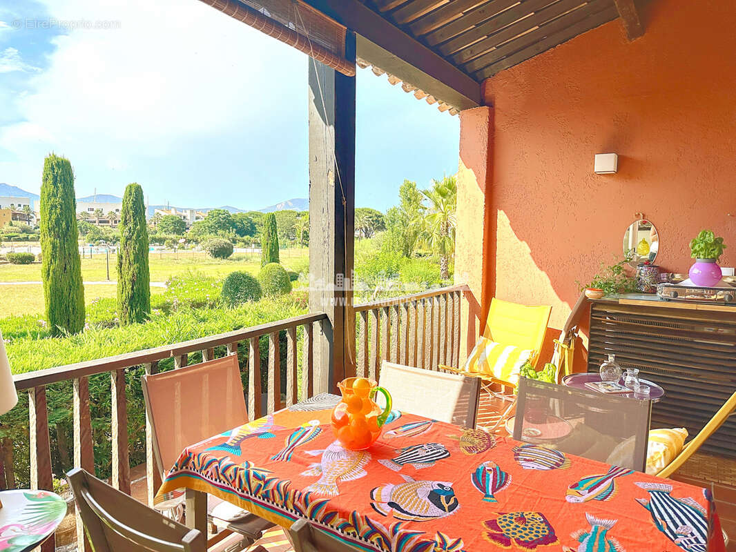 Appartement à COGOLIN