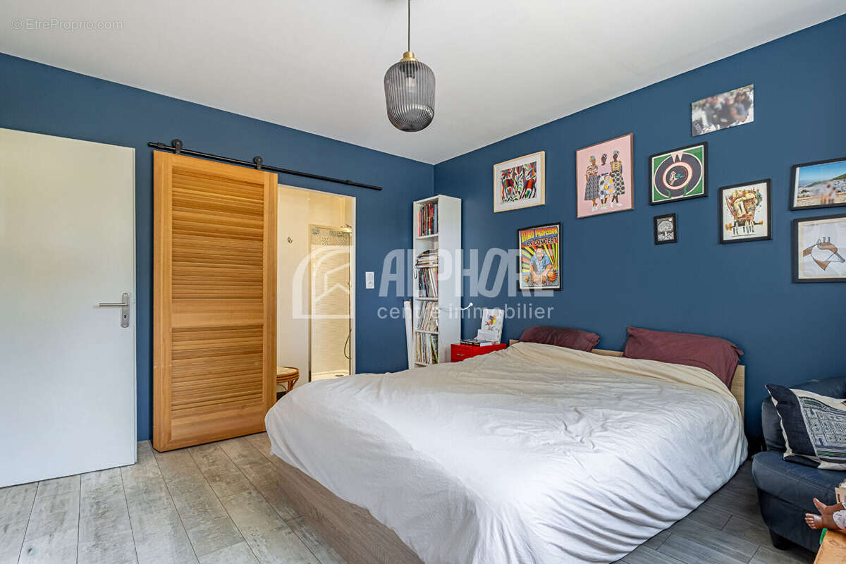 Maison RT2012 en classe A ,de 4 chambres - Garage  sur 1105m² de terrain - photo 11