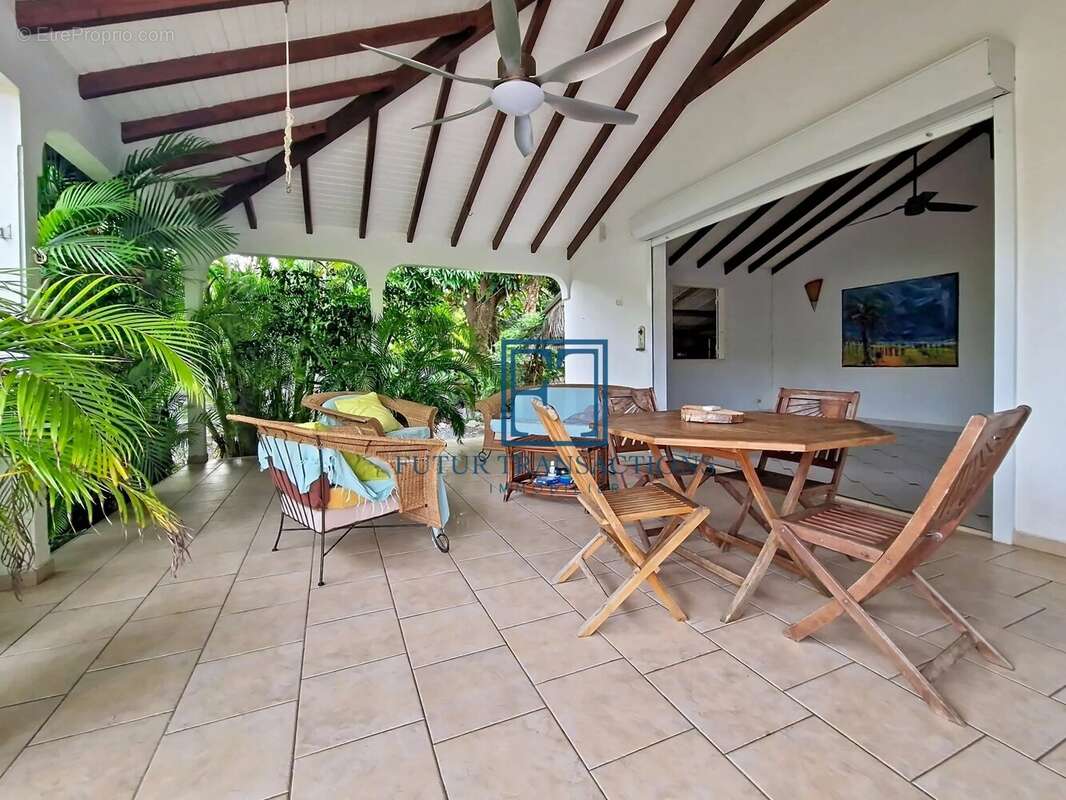 Maison à LE GOSIER