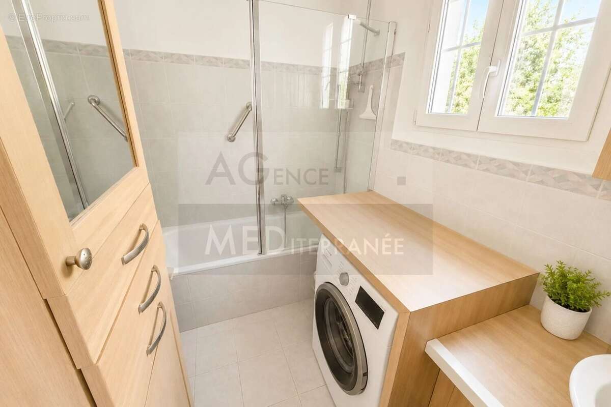 Appartement à VALBONNE