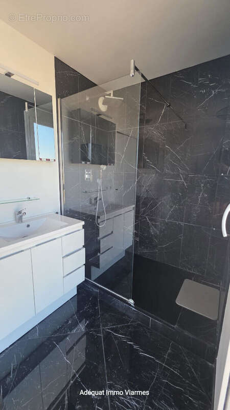 Appartement à ASNIERES-SUR-OISE