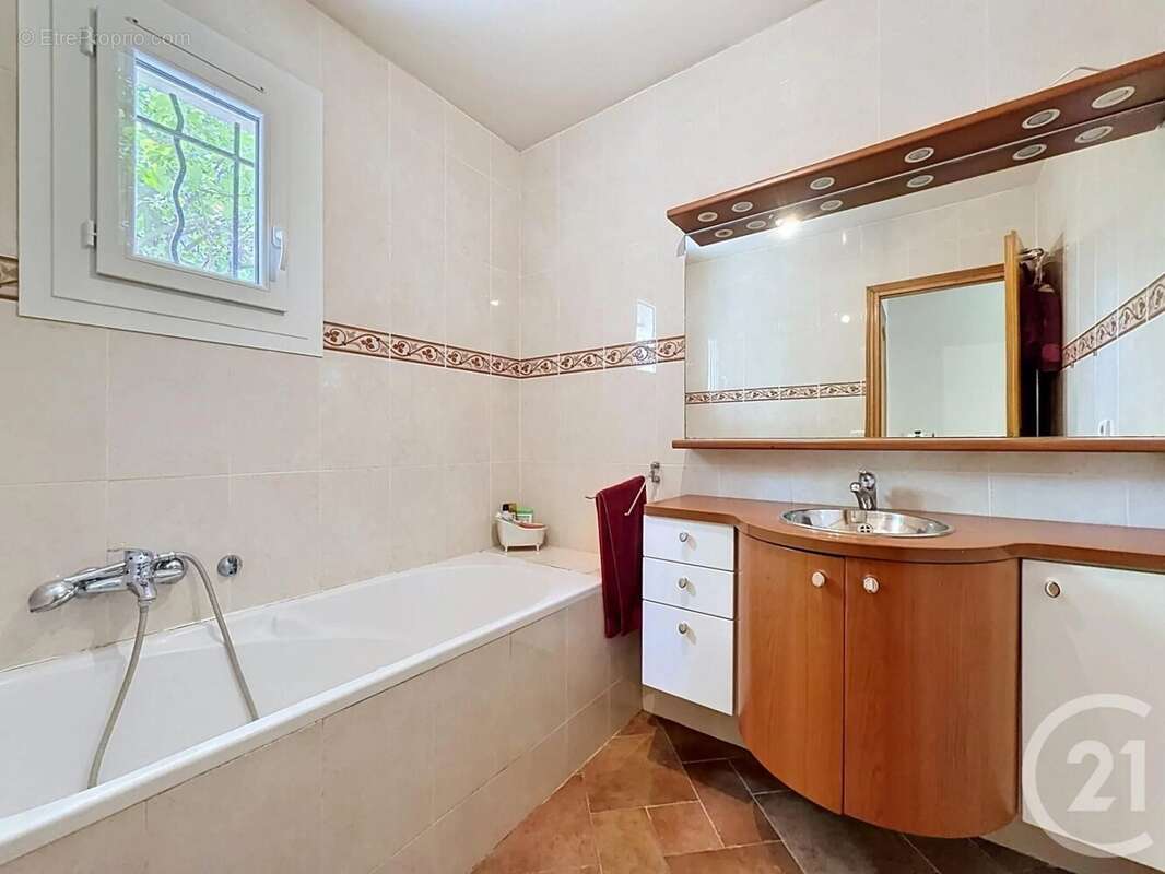 Maison 145 m² à Mougins  - photo 12