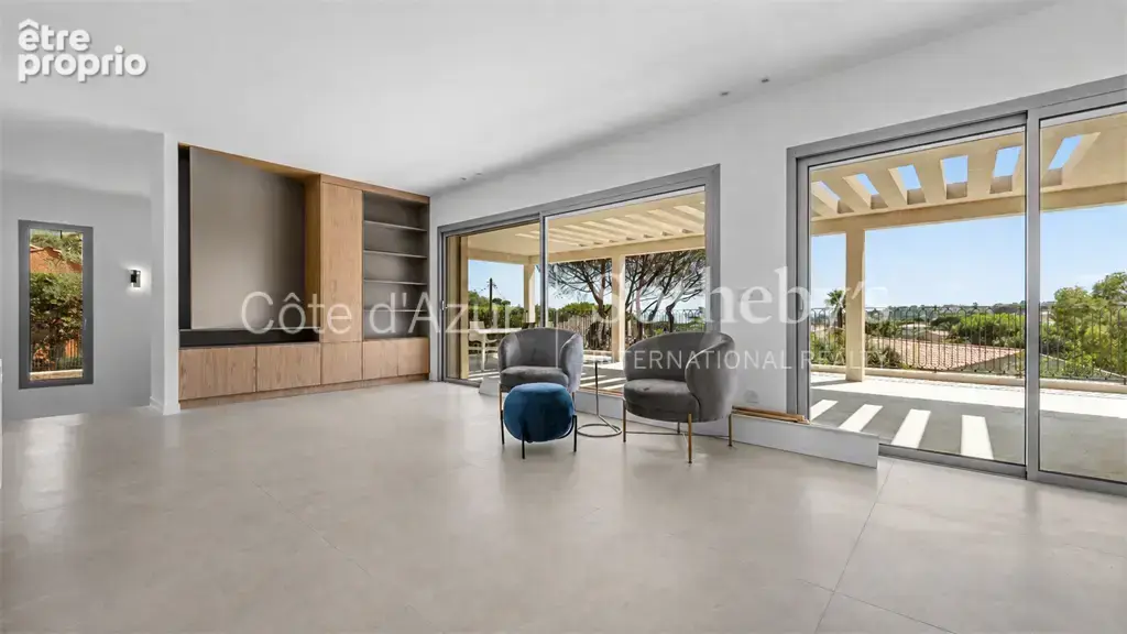 Les Issambres, villa provençale entièrement rénovée avec vue mer et piscine à débordement - photo 6