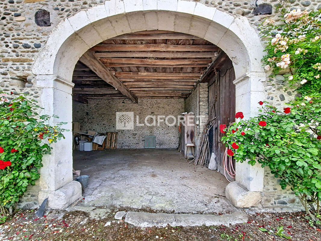 Maison à MEILLON
