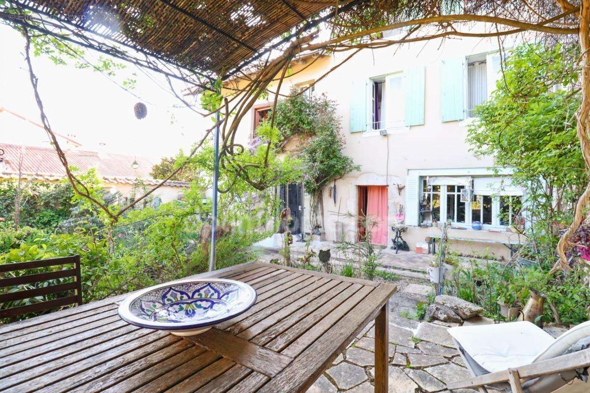 Maison de Charme et de Caractère de 353 m² - 9 Pièces - 6 Chambres sur parcelle de 662 m² - BELLAC 87300 - photo 45