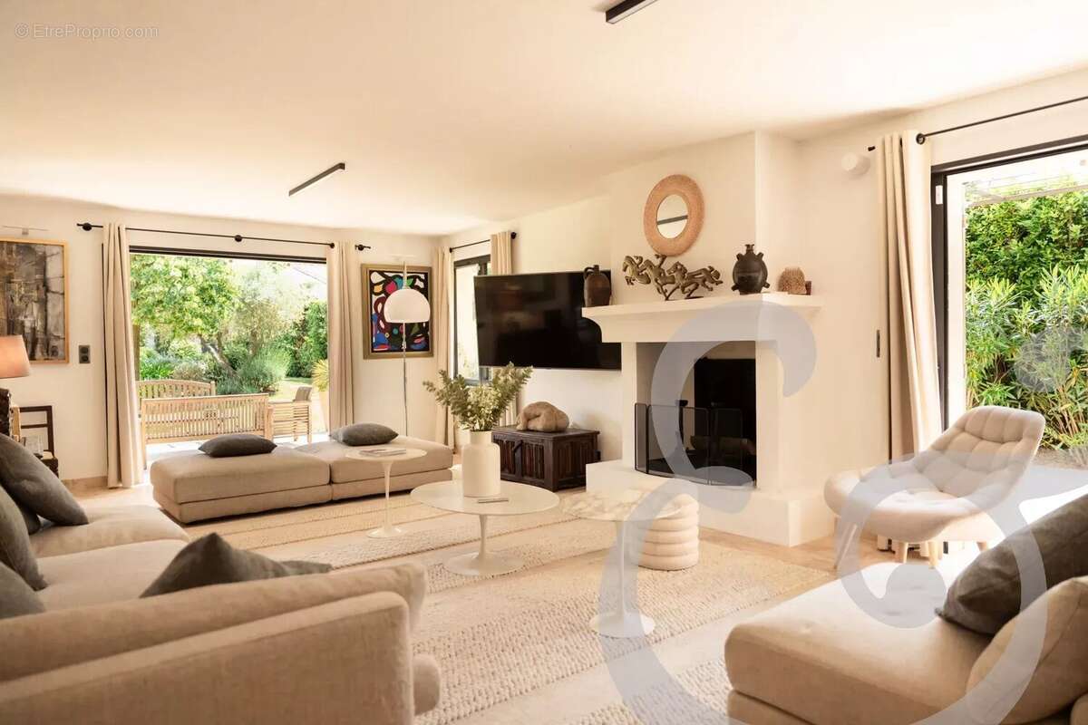 Maison à EYGALIERES