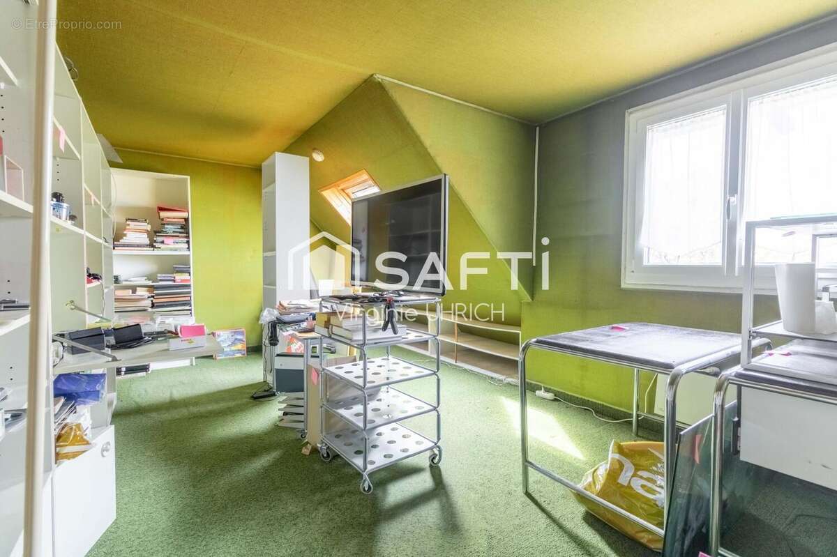 Photo 9 - Maison à ELANCOURT