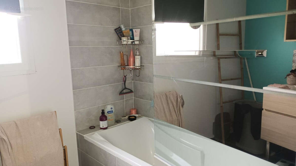 Maison à MONTREVEL-EN-BRESSE