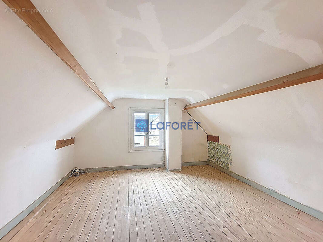 Maison à TROSLY-LOIRE