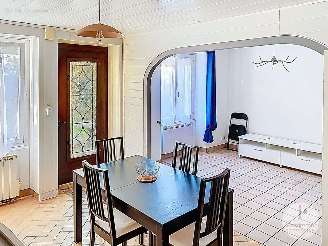 Maison à SAINTE-MARIE