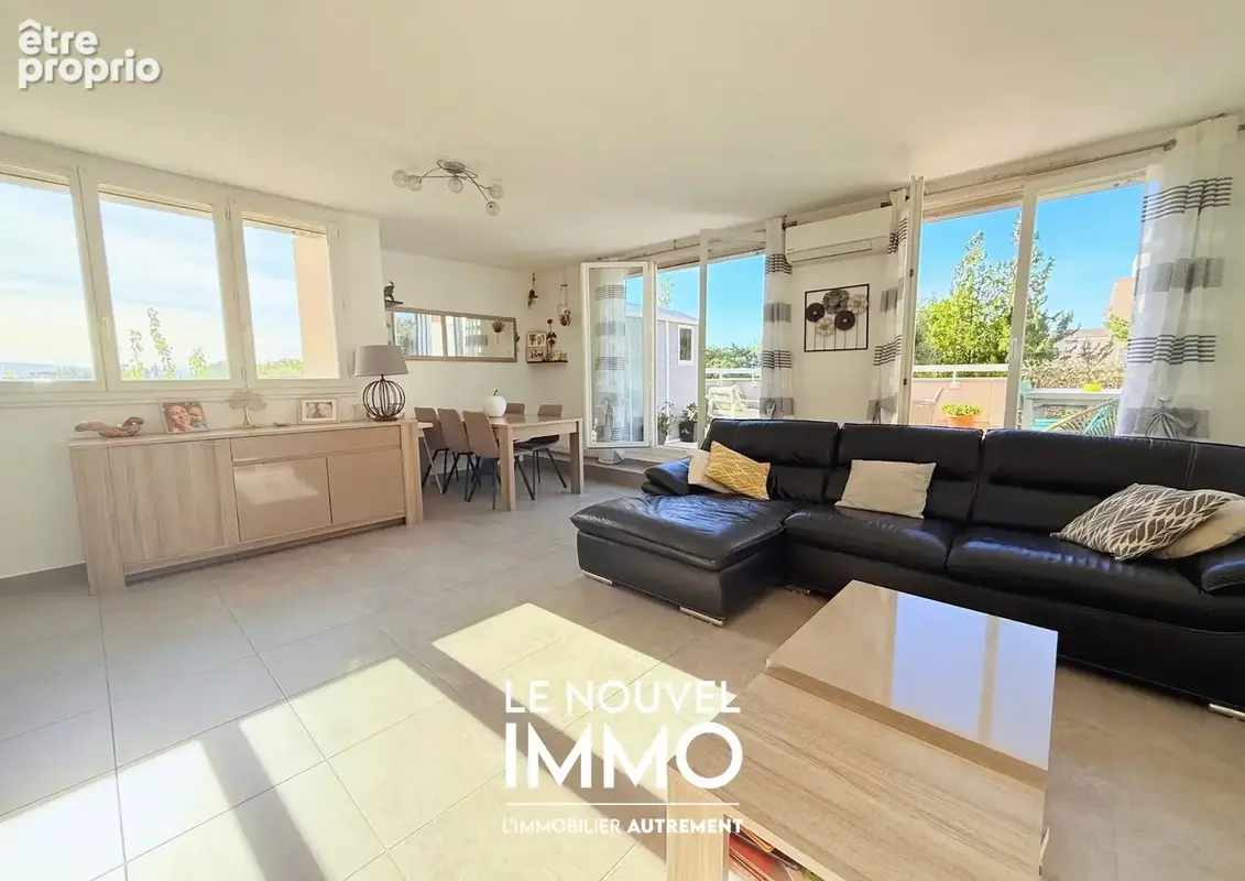 Appartement 3 pièces 73 m² à vendre à Marignane (13700) - photo 2