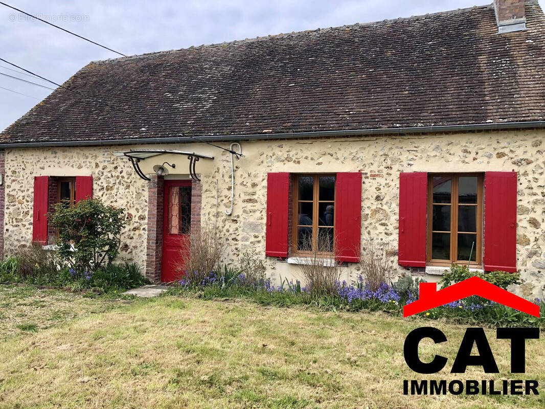 Maison à MONTACHER-VILLEGARDIN