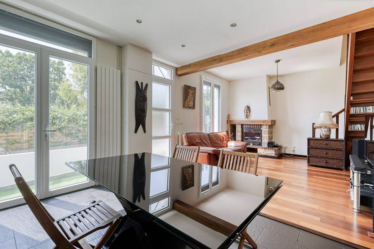 Maison à VITRY-SUR-SEINE