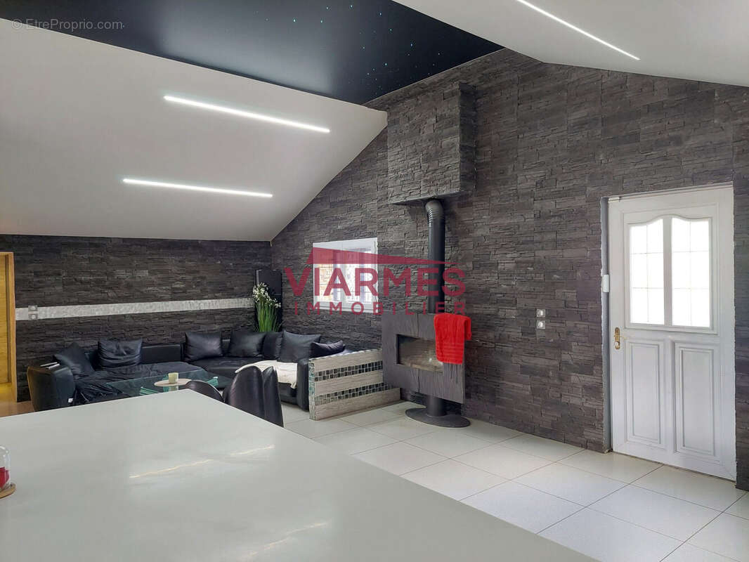 Maison à VIARMES