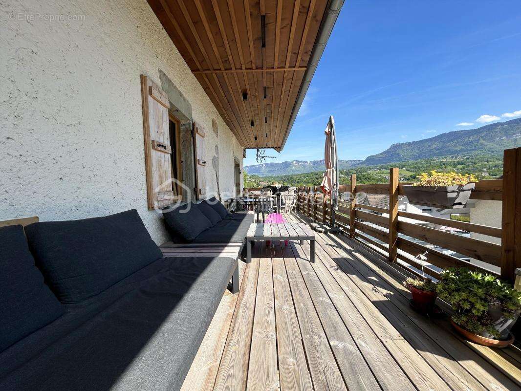 Appartement à GRESY-SUR-AIX