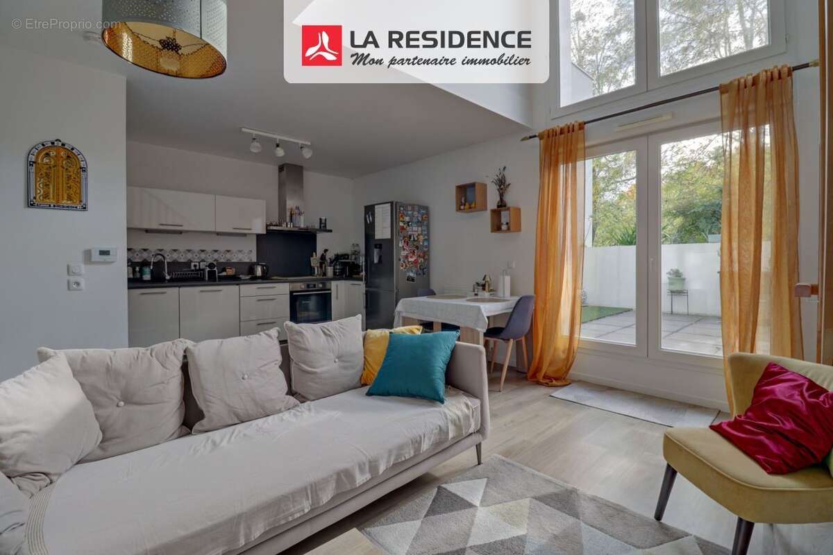 Appartement 76 m² à Poissy  - photo 3